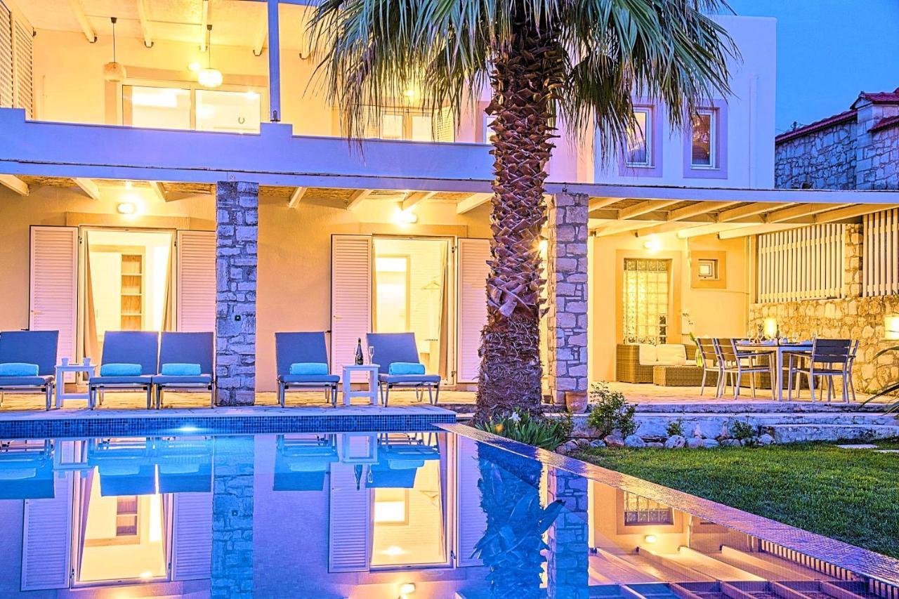 Villa Cretan Mansion With Heated Swimming Pool Georgioupoli Exterior foto